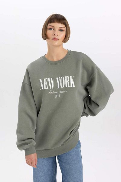 DeFacto Relaxed Cut Crew Neck Printed Pale Effect Sweatshirt - B6595ax23wn