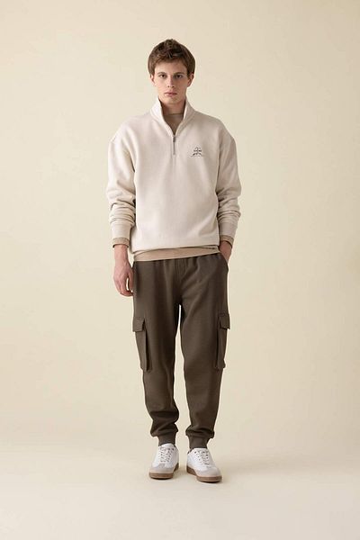 DeFacto Pantaloni de sport Jogger cu croiala normală, cu buzunare cargo, talie dreaptă de bază, cu șireturi, picioare elastice Y5533AZ23AU