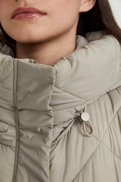 DeFacto Vodoodpudivý dlouhý kabát s kapucí Parka prošívaný zip zapínání na patentky s kapsou A1151AX23AU