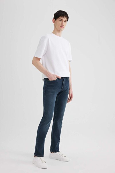 DeFacto Sergio Regular Fit Normal Kalıp Normal Bel Boru Paça Jean Pantolon B4538AX23AU