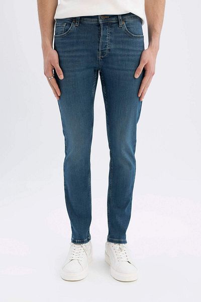 DeFacto Wiser Wash Carlo Skinny Fit Extra Slim Fit Talie normală Pantaloni de blugi cu picioare extra înguste B2570AX23AU