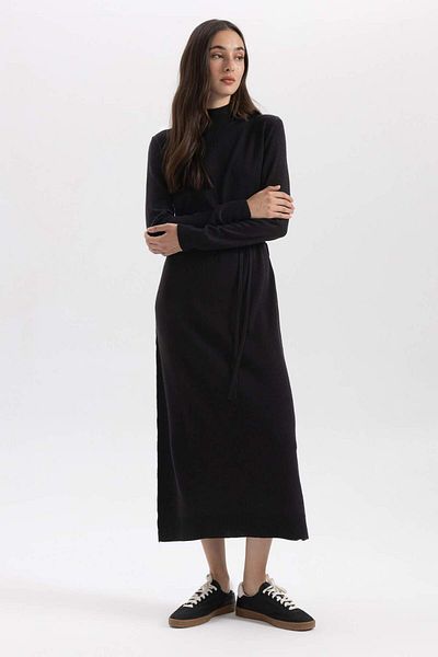 DeFacto Regular Fit Half Turtleneck Basic Plain Slit Long Sleeve Maxi Knitwear Dress A9807Ax23Wn