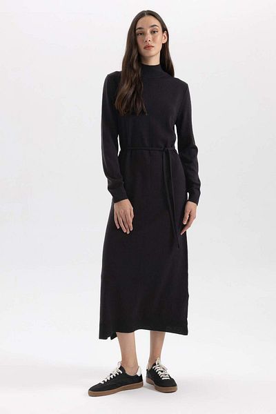 DeFacto Regular Fit Half Turtleneck Basic Plain Slit Long Sleeve Maxi Knitwear Dress A9807Ax23Wn