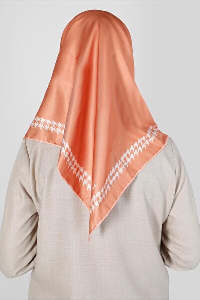 Alvina Ψηφιακό ίσιο κασκόλ ALVİNA 8137 - Κοπή και μοντέλο