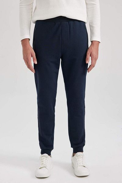 DeFacto Λεπτό αθλητικό παντελόνι Slim Fit Slim Fit Basic Απλή μέση με κορδόνια ελαστικό φερμουάρ με τσέπη A6499AX23AU