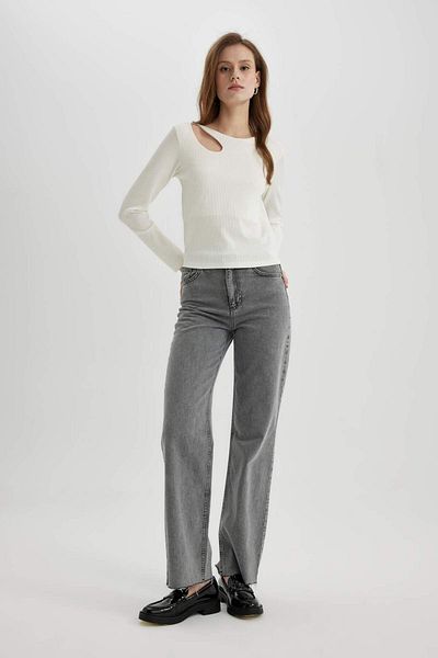 DeFacto Slim Fit Slim Fit Crew Neck Trubkové tričko s dlouhým rukávem B3760AX23AU