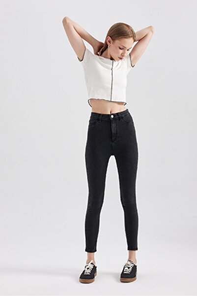 DeFacto Jegging Yüksek Bel Dar Paça Cepli Bilek Boy Basic Düz Jean Pantolon A5819AX23AU