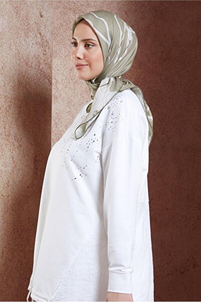 Alvina وشاح بنمط ألفينا 7975