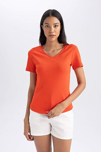 DeFacto Slim Fit Dar Kesim Ribana Kısa Kollu Tişört B0647AXNS