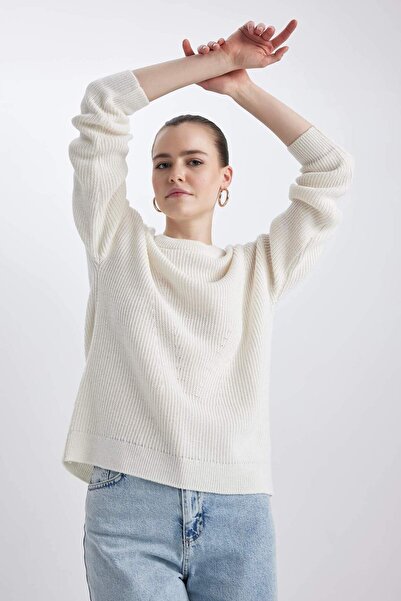 DeFacto Regular Fit Велосипедний комір Basic Трикотажний светр H6905AZ23WN