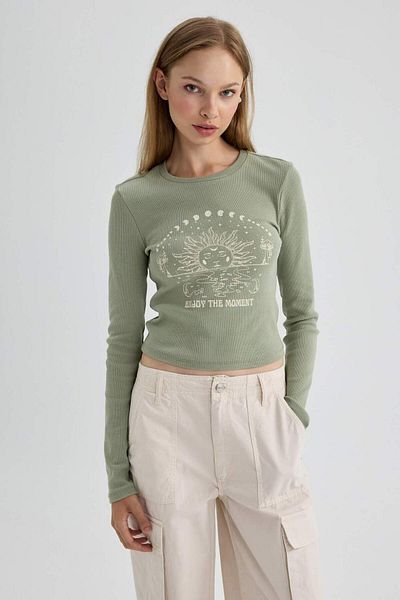 DeFacto Fitted Crew Neck Printed Ribbed Camisole Long Sleeve T-Shirt B4406Ax23Au