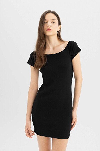 DeFacto Coool Bodycon Vücuda Oturan Kayık Yaka Basic Düz Fitilli Kaşkorse Kısa Kollu Mini Elbise A7362AX23S