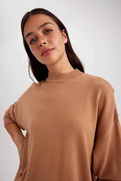 DeFacto Relax Fit Yarım Balıkçı Yaka Basic Kazak Tunik S7514AZ23WN