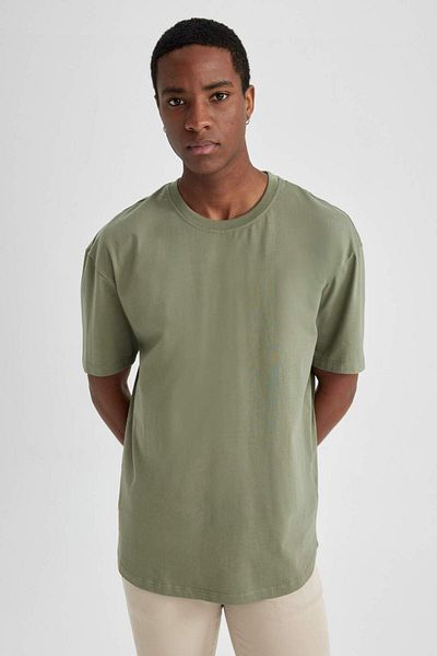 DeFacto Comfortable Fit - Crew Neck Short Sleeve 100% Cotton T-Shirt W7659Az23Sp