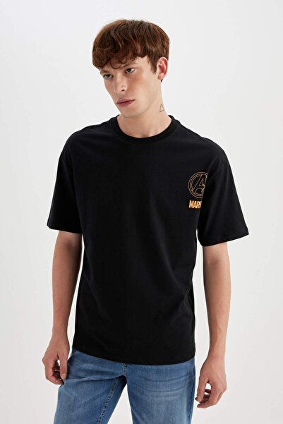 DeFacto 100% bavlna Marvel Avengers Comfort Fit Crew Neck Tričko s krátkým rukávem s potiskem na zádech Z7022AZ23SM