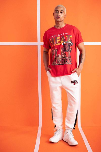 DeFacto Defactofit Nba Miami Heat Oversize Wide Fit Crew Neck Short Sleeve 100% Cotton T-Shirt A3807Ax23S
