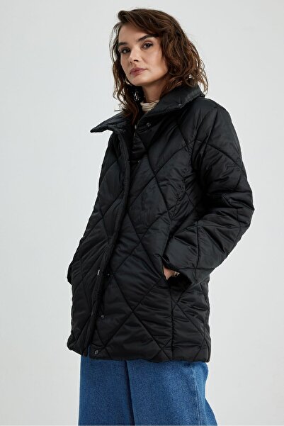 DeFacto Palton impermeabil rezistent la vant - Detaliu cu capsator si matlasat, Potrivire reglabila A3410ax23sp