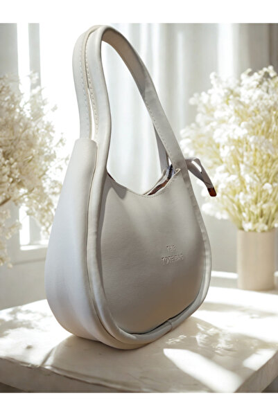 Dolce Rosa Women's Hand and Shoulder Zippered Single Compartment Luxury Model...