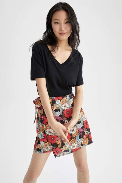 DeFacto Regular Fit V Yaka Basic Düz %100 Pamuk Kısa Kollu Tişört W9578AZ22SM