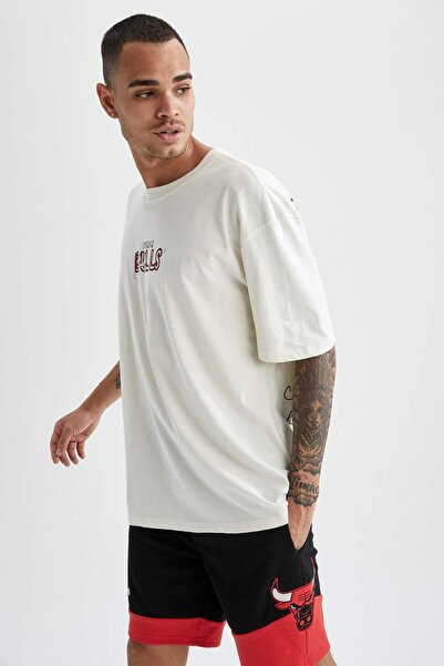 DeFacto Μπλουζάκι Fit Nba Chicago Bulls με άδεια Oversize Fit Crew Neck 100% βαμβάκι