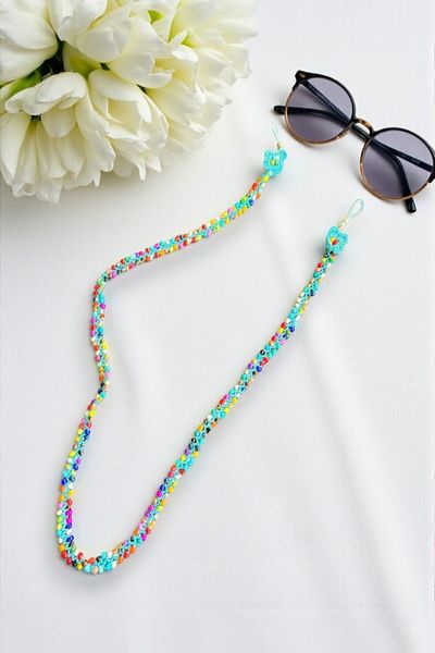 nftart.design Painted Tip with Colorful Beads and Flower - Handmade Glasses Rope Strap