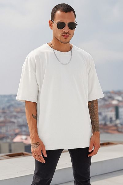 BENROMA 1 Product Is a Gift for Purchases of 6 or More Oversize White T-Shirt