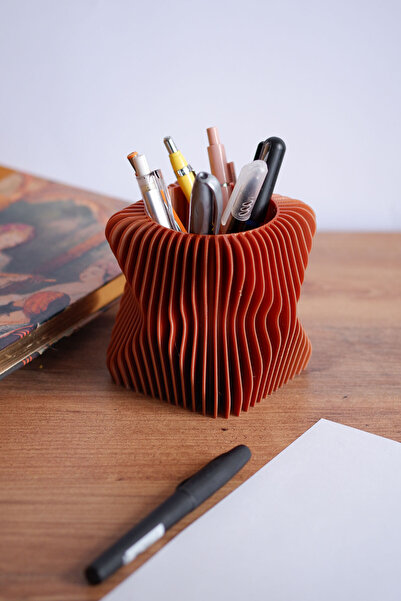 Alwen حديث |   حامل قلم سطح المكتب |   ديكورات المكاتب |   نحاس |   11x11x10 سم