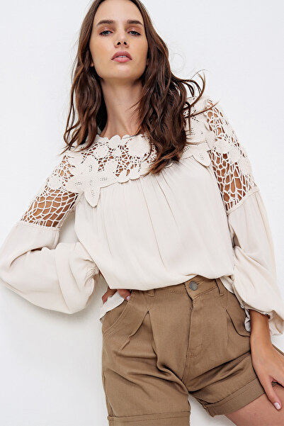 VAGGON Women's Light Beige Women's Light Beige Knitted Motif Woven Blouse Esq0030 Esq0030