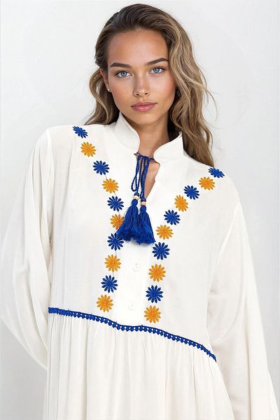 VAGGON Rochie de damă, ALBĂ, broderie, cu guler de judecător, cu șireturi, cu jumătate de plăcuță, mărime mare VS00344