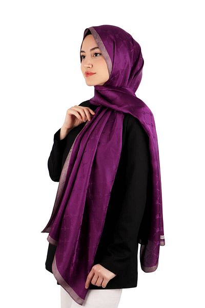 Bursa İpek Purple Chain Monogram Pattern Silk Shawl