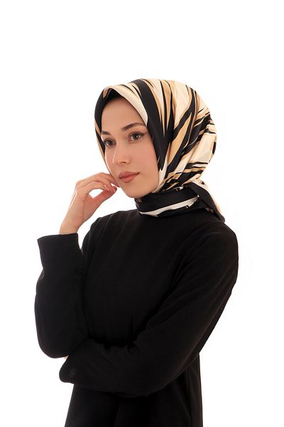Bursa İpek Gold Nilsu Pattern Twill Silk Scarf