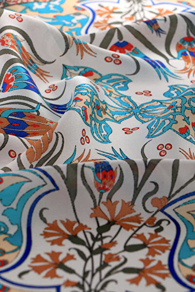 Bursa İpek Ecru Turquoise Carnation - Tulip Patterned Silk Handkerchief