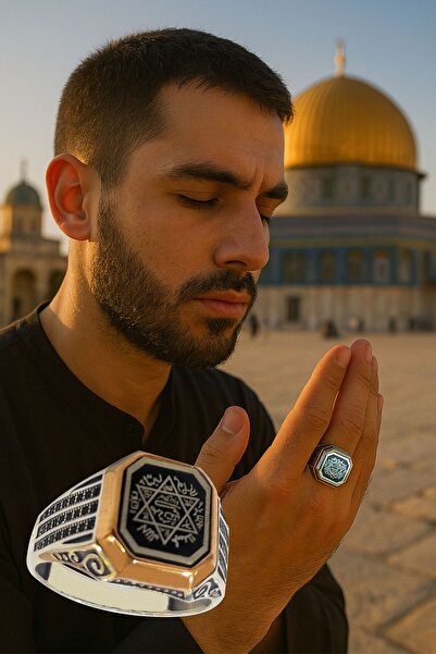 vogutima Erkek Gümüş Yüzük - Hz. Süleyman Mührü Işlemeli Üç Sıra Zirkon Taşlı • Işıklı Kutuda Yüzük