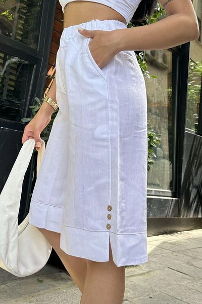 NEW LAVİVA White Textured Bermuda Shorts - Women, Rubber Waist, Side Button, Pockets
