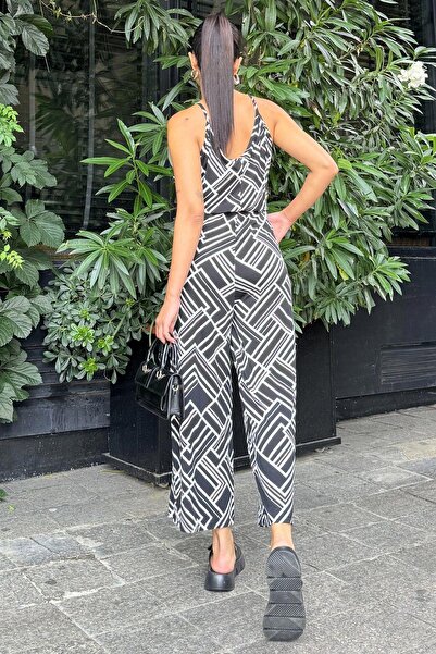 NEW LAVİVA Black and White Double-breasted Summer Jumpsuit - Comfortable and Stylish, with Straps and Pockets
