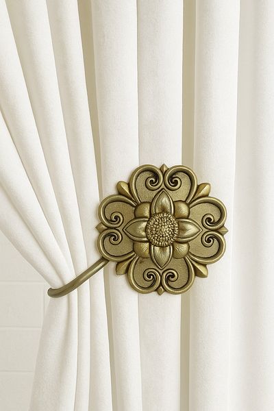 Helezoni Curtain Accessory Polyester Sleeve Curtain Holder Flower Model Premium Curtain Iron 1 Piece