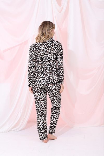 MEBA Leopard Pattern Front Buttoned Winter Suede Velvet Women's Pajama Set