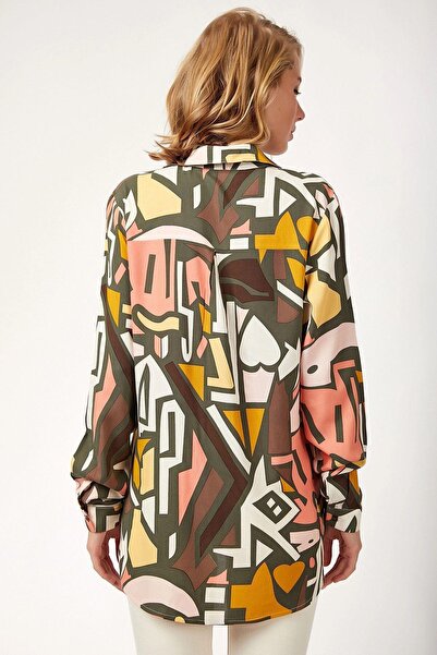 NEW LAVİVA Kadın Haki Klasik Yaka Geometrik Desenli Uzun Kol Gömlek (REGULAR KESİM, STANDART BOY)