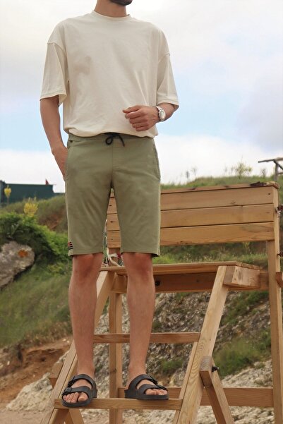 inpool Ανδρικό σορτς με κέντημα με λεπτομέρεια χακί μέσης και βερμούδες