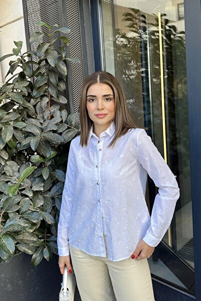 NEW LAVİVA Γυναικείο λευκό μακρυμάνικο, λεπτομέρεια με ασημί κουμπί, κέντημα, κλασικό πουκάμισο