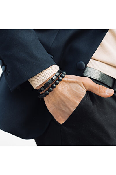 GT Collection Ανδρικό βραχιόλι GT Collection με επίπεδες χάντρες και ενεργειακές πέτρες από ΜΑΥΡΟ ΟΝΥΧΑ, ένα μέγεθος και ρυθμιζόμενο κορδόνι