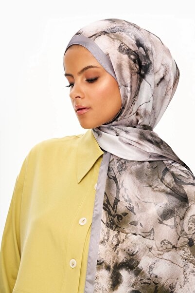 MOISCARF Flora Vibe Refined Jan Jan Patterned Shawl Gray