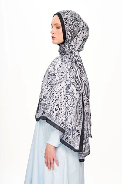 MOISCARF Royal Tangle Refined Jan Jan Ethnic Patterned Shawl Gray
