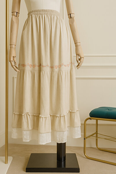 Naromi Pembe Kurdele Nakışlı Ve Katlı Etek