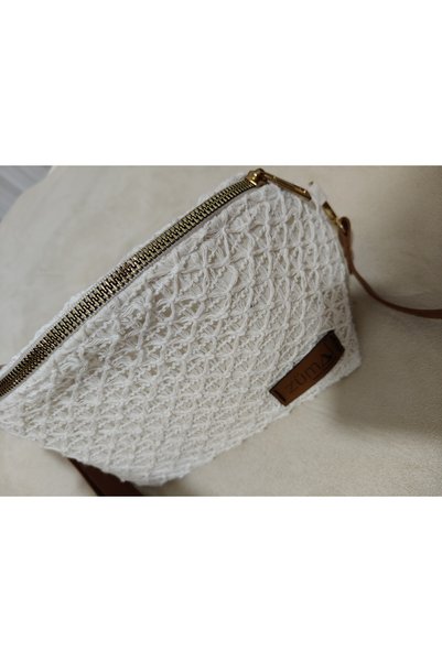 ZÜMAL Luxury Hand Knitted Paper Rope Oval Women's Shoulder Bag (Color Straw)