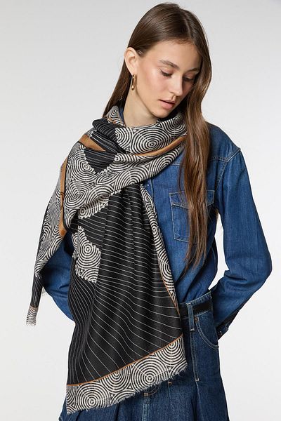Axesoire 15085 Horse Patterned Black Shawl