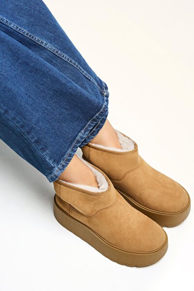 Bershka Platformlu kürklü bot