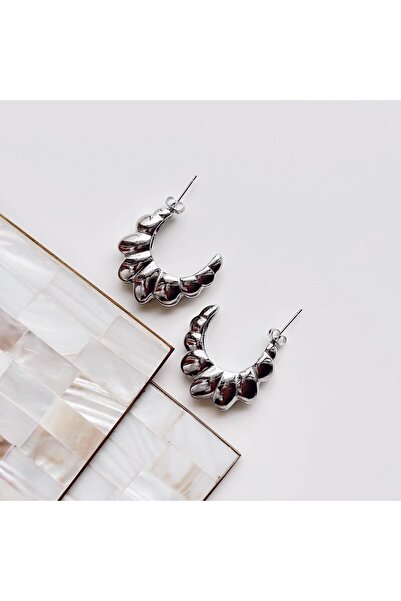 Vesce Atelier أقراط من الفولاذ الرمادي من جوتشيلين