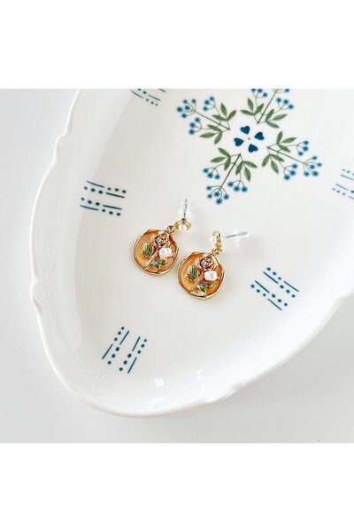 Vesce Atelier أقراط فنية من الفولاذ من فيرف