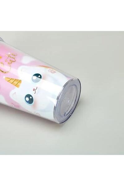 Tradeo BPA-free unicorn water bottle with 3D lid, straw, and bubbles. Fun double wall cup for all ages!